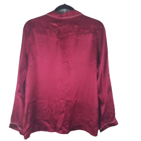 Victoria's Secret Angels Satin Sleep Top - Picture 4 of 13